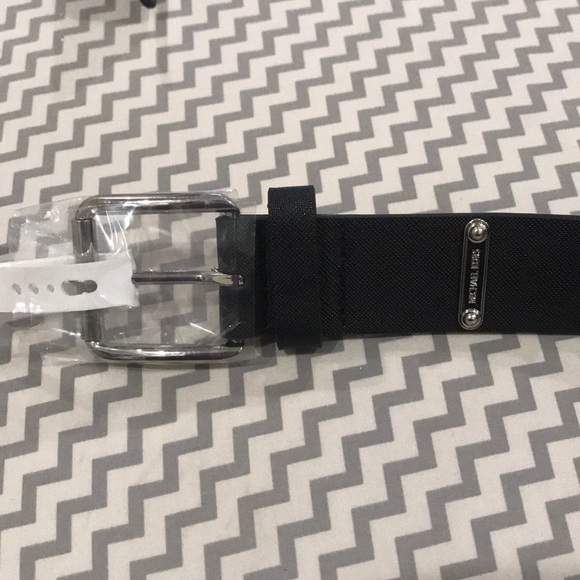 Michael Kors Black belt - Picture 3 of 4